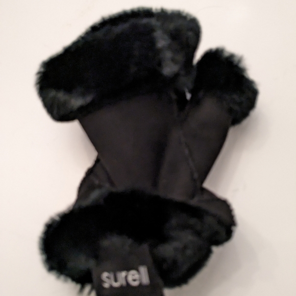 Surrel Fingerless gloves - Picture 7 of 7